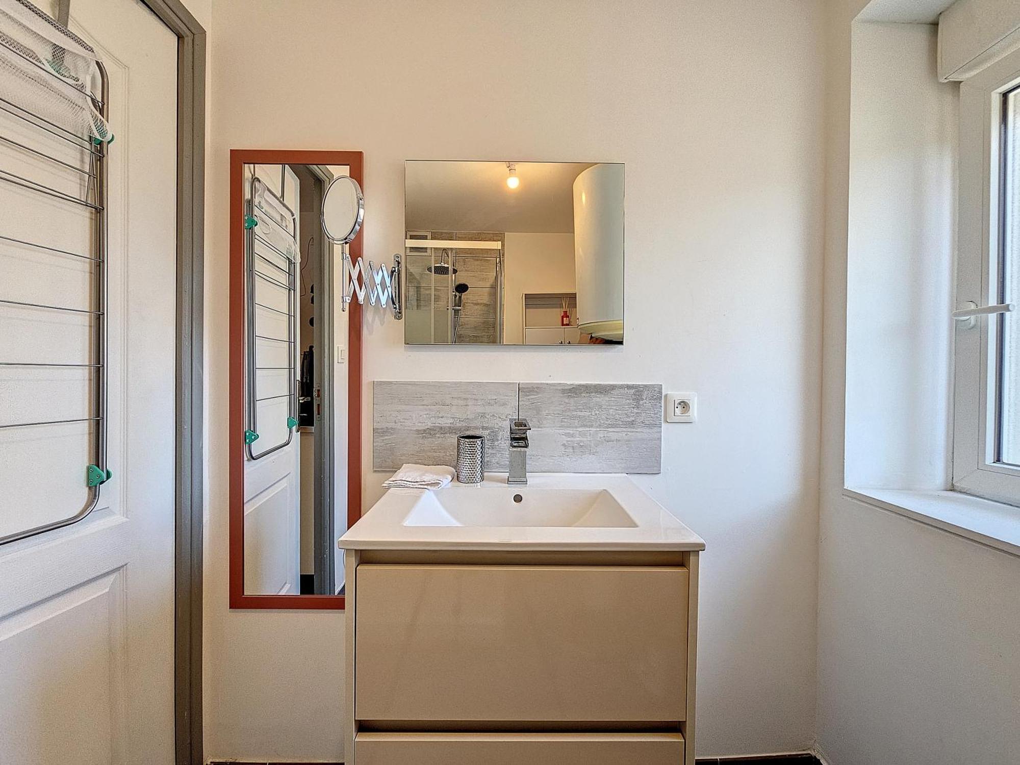 L'Auberge De La Gare, Appartements Tout Confort, Proches Gare Yzeure エクステリア 写真
